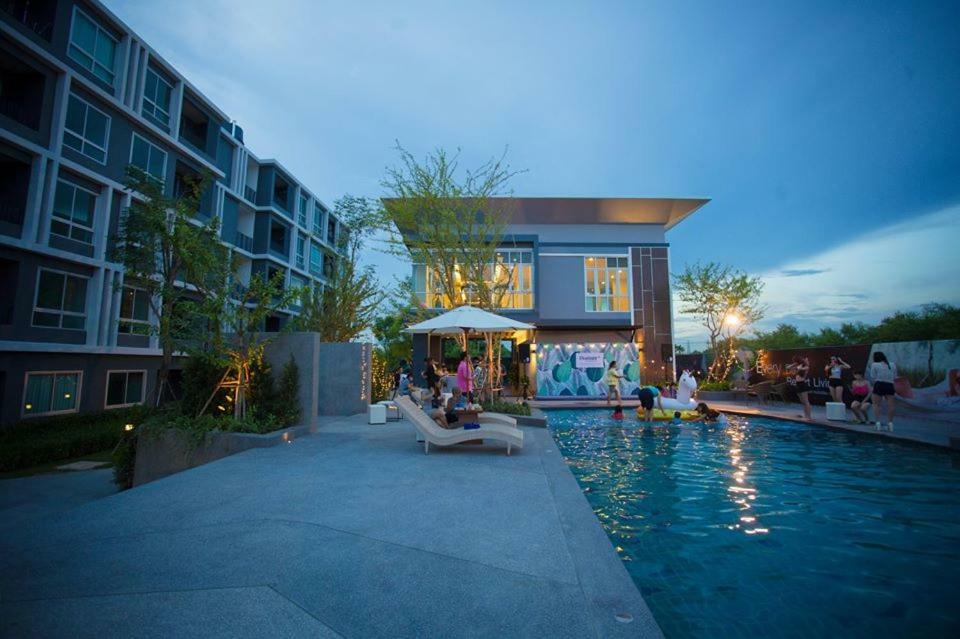 Diamant Modern Room Condominium Resort Čiang Mai Exteriér fotografie